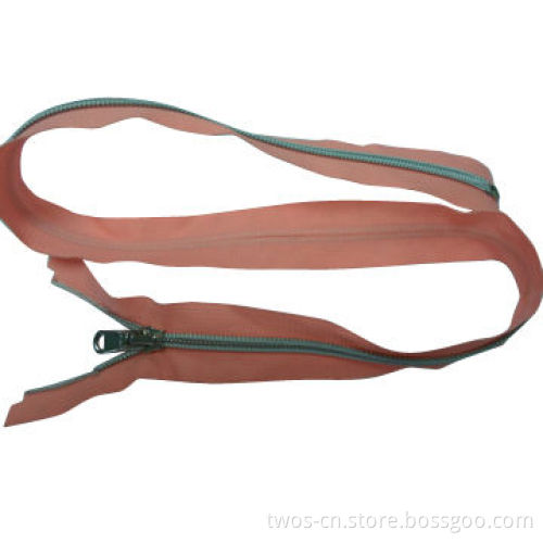 #5 CN Plastic Zipper, Perfect in Beautiful Tape, Available in All Designs of Slider
